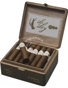 NICARAO La Ley Robusto