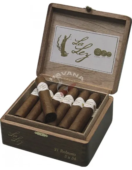 NICARAO La Ley Robusto