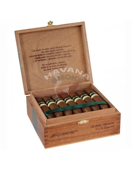 NICARAO Especial Petit Salomon