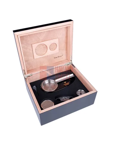 Хьюмидор Tom River с подарочным набором на 40 сигар, Cohiba Behike