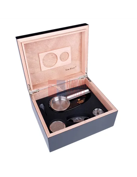 Хьюмидор Tom River с подарочным набором на 40 сигар, Cohiba Behike