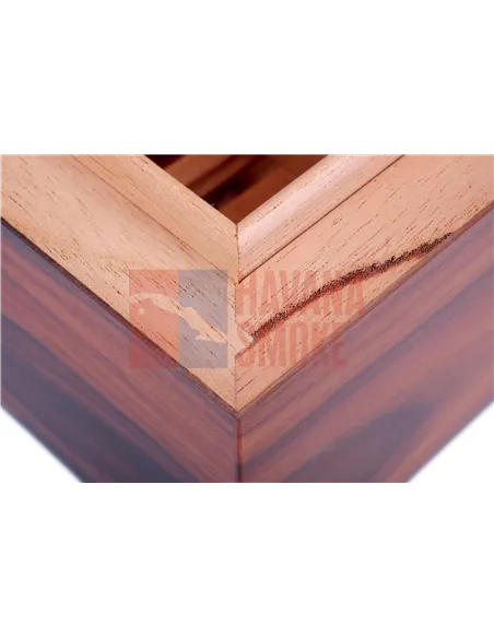 Хьюмидор Howard Miller 810-019