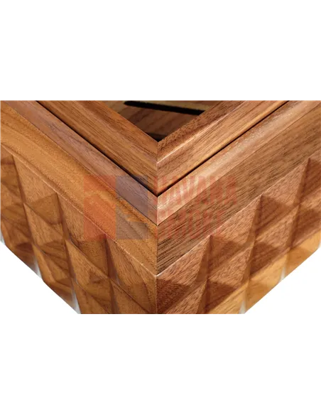 Хьюмидор Gentili Piramide на 70 сигар