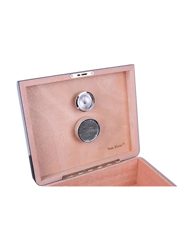 Хьюмидор Tom River на 30 сигар, Карбон 560-257