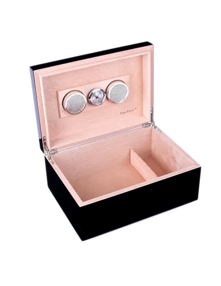 Хьюмидор Tom River на 50 сигар, Cohiba Behike 560-558