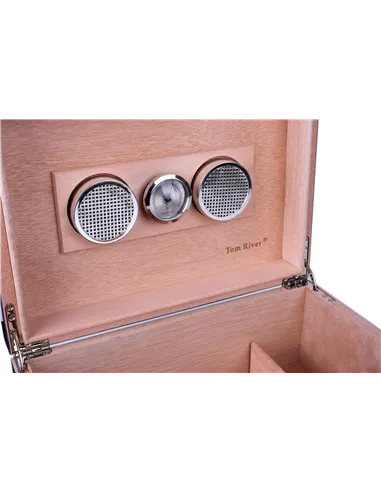 Хьюмидор Tom River на 50 сигар, Cohiba Behike 560-558