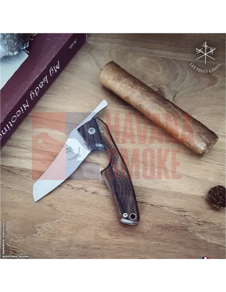 Сигарный нож Le Petit  Compas Ziricote
