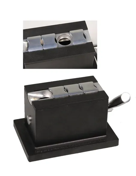 Гильотина для сигар настольная с 4-мя отверстиями черная 593723