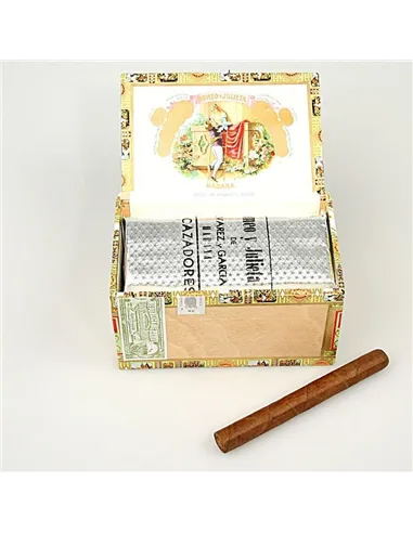 ROMEO Y JULIETA CAZADORES