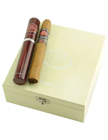 La Flor Dominicana Suave Issurrectos Tubos