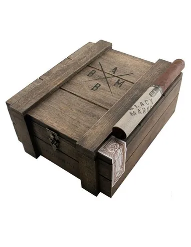 Alec Bradley Black Market Churchill