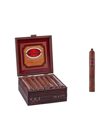 Alec Bradley Family Blend VR1
