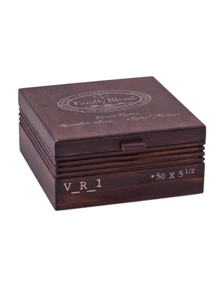 Alec Bradley Family Blend VR1