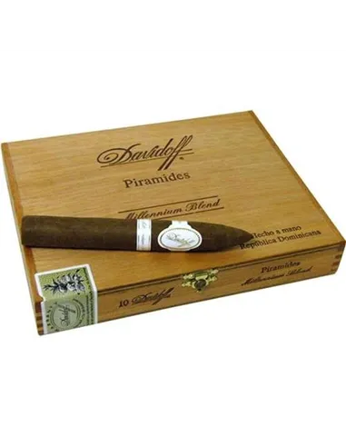  Davidoff Millenium Blend Piramides