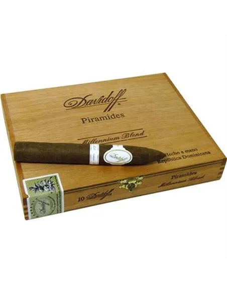  Davidoff Millenium Blend Piramides
