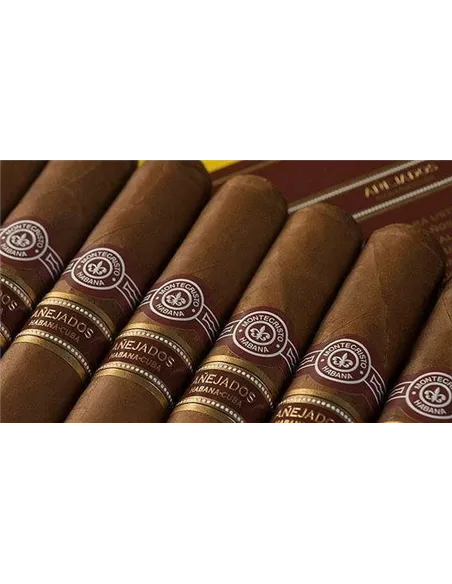 Montecristo Churchills Anejados