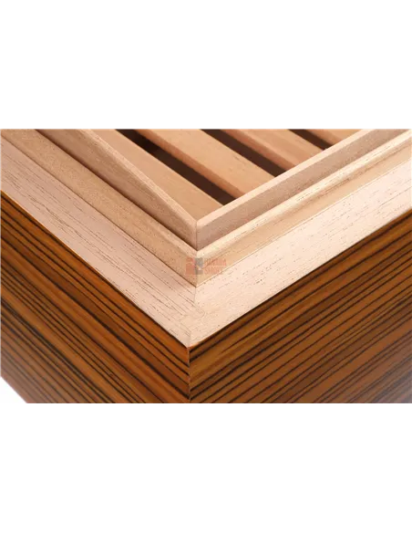 Хьюмидор Howard Miller на 80 сигар, шпон Зебрано