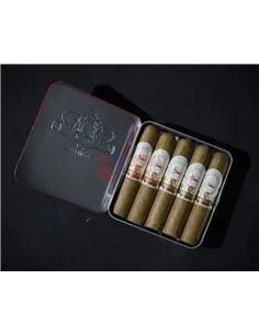 La Galera Connecticut Half Corona Tins