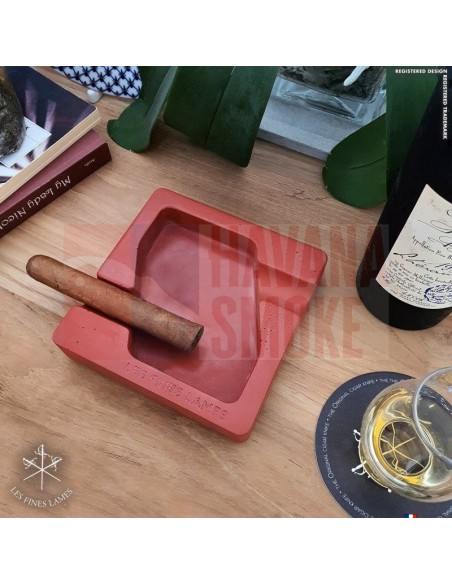Пепельница LES FINES LAMES DYAD RED на 2 сигары - купить в интернет-магазине Havana Smoke