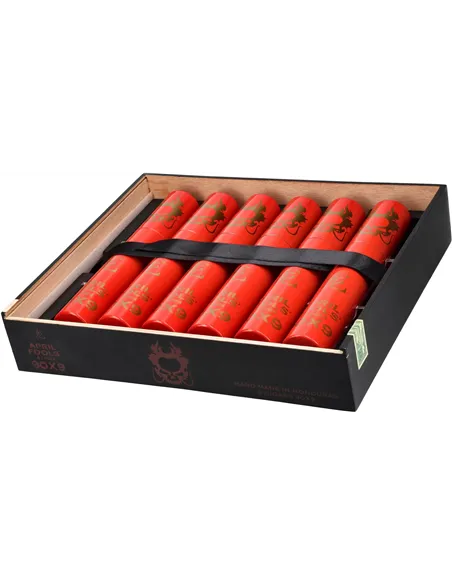 Сигара Asylum April Fools 2024 Year of the Dragon 90 x 9 Tubos