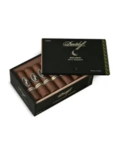 Сигара Davidoff Escurio Petit Robusto