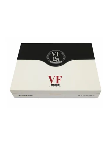 Сигара Vega Fina 1998 Cum Laude 25 Anniversario