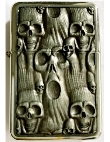 03141 Зажигалка бензиновая FARO Z16 "Skulls 2"