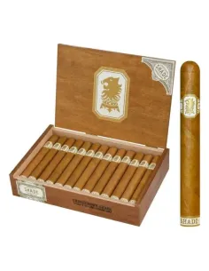 Сигара Drew Estate Undercrown Shade Corona Doble
